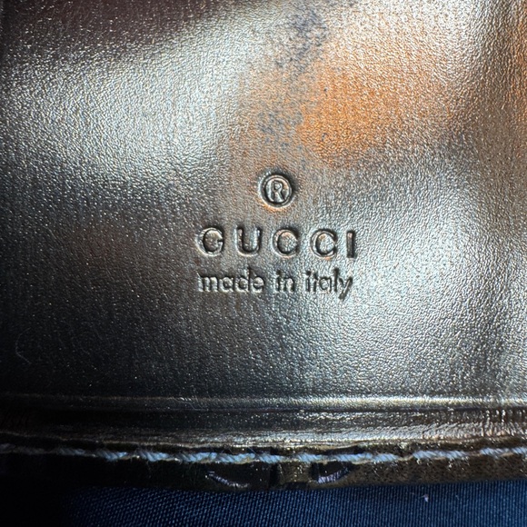 Gucci Metallic Gold GG Logo Card Key Wallet - Picture 8 of 16